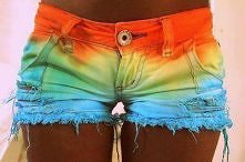 Takie tak kolorowe spodenki :D