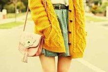 Żółty sweterek, zawsze spok...