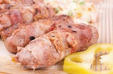 Banany w boczku z grilla