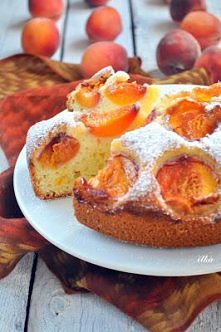 Ciasto śmietanowe z brzoskwiniami