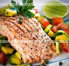 Łosoś norweski pieczony na grillu po tajsku