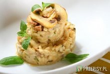 Risotto z kurczakiem i grzybami
Składniki:
*ryż do risotto arborio - 2 szklanki
*pierś z kurczaka - 2 sztuki
*Bulionetka Domowa Drobiowa - 1 sztuka
*grzyby suszone - 4 sztuki
*p...
