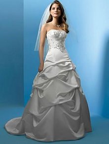 Alfred Angelo 1186 UK Style Alfred Angelo 1186 Wedding Dresses