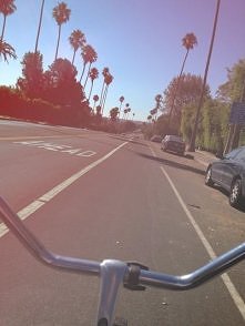 Bądź uważny, dąż do szczęścia.