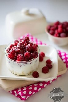 Śniadanie to najważniejszy posiłek dnia - taką zasadę wpajały nam mamy i babcie, słyszymy ją w wielu reklamach, czytamy o niej w gazetach i książkach ... a więc dlaczego  tak rz...