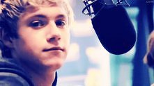 Niall ;D

gif