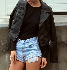 Podoba mi się ta kurteczka ...