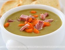 Krem z zielonego groszku z szynką