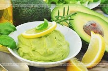 %C5%9Amietanowy dressing z awokado
