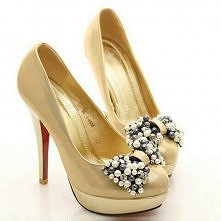 kokardka z pereł <3