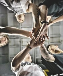 trzymamy się razem.na zawsze