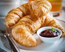 Francuskie rogaliki z serem