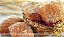 Bułki nadziewane kiełbasą