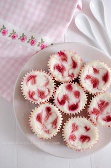 "Mini-serniczki z mali...