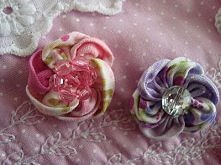 kolczyki kanzashi lub broszki