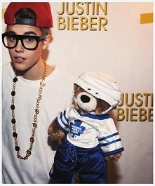 Awww. z misiem <3