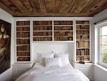 sypialnia z biblioteczką