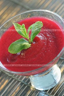 Malinowy chłodny mus