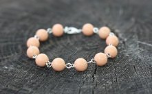 Bransoletka z płaskiego rzemyka z zawieszką! 

Cena: 8 zł.