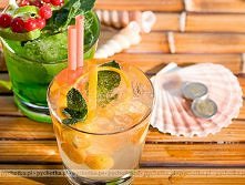 Bezalkoholowy drink owocowy