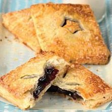 blueberry hand pies