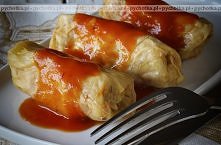 Gołąbki z sosem pomidorowym