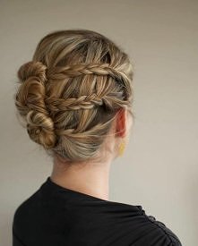 Warkocz z koreczkami ;)