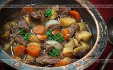 Wieprzowina duszona z warzywami