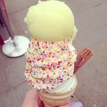*** ktoś ma jeszcze ochotę na lody? :) ***