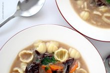 Zupa z suszonych grzybów