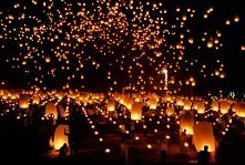 Festival Yi Peng, Tajlandia