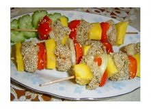 Egzotyczne szaszłyki


    pierś z kurczaka, 1 pojedyncza
    czerwona papryka, 1 sztuka
    cebule, 2-3 sztuki
    mango (nie może być bardzo dojrzałe), 1 sztuka
    sezam, 4-5...