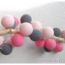 Delight - szarość i róże na jednej girlandzie Cotton Ball Lights