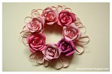 różany wianek w innej tonac...