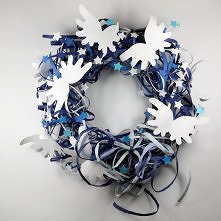 wianek na drzwi z anielskim...