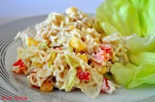 Sałatka z zupek chińskich