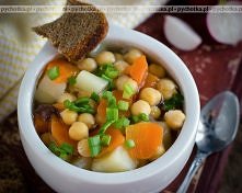 Zupa jarzynowa z grochem