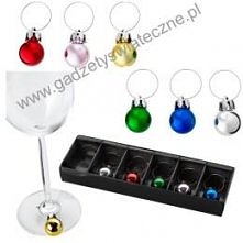 bombeczki na kieliszki już nikt się nie pomyli ;)