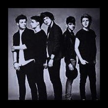 Aww ale przystojniaki . Kto się zgadza Lajczek . Heh <33