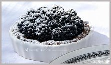 tarta czekoladowa z jeżynami