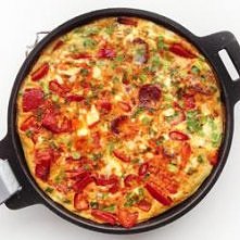 Frittata z chorizo, papryką...