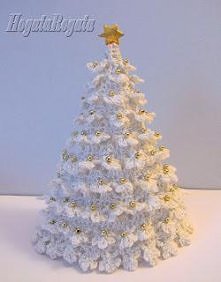 Wyszydełkowana choinka. Delikatna świąteczna ozdoba :D