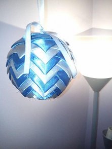 Moja pierwsza bombka. Świetny pomysł na prezent!