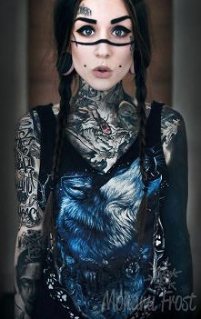 #2 Monami Frost