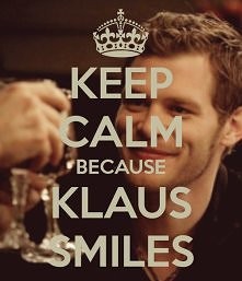 Ach ten jego uśmiech *-* wystarczy że popatrzę jak się uśmiecha i od razu świat staje się piękniejszy :) A wy co sądzicie ?