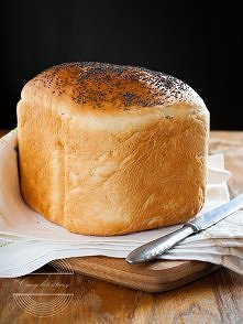 Chleb mleczny z automatu.