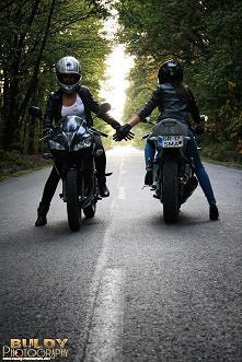 Że niby dziewczyny mają być...