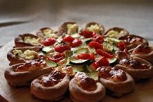 Domowa pizza korona z mąki gryczanej (klikajcie)