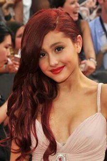 Ariane Grande fan!^^