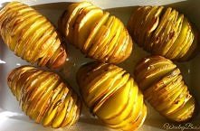 ZIEMNIAK inaczej! Pyszny dodatek!
Składniki: młode ziemniaki (powinny być podobnej wielkości), czosnek, masło, sól. Sposób przygotowania 1. Ziemniaki dokładnie wyszorować szczot...